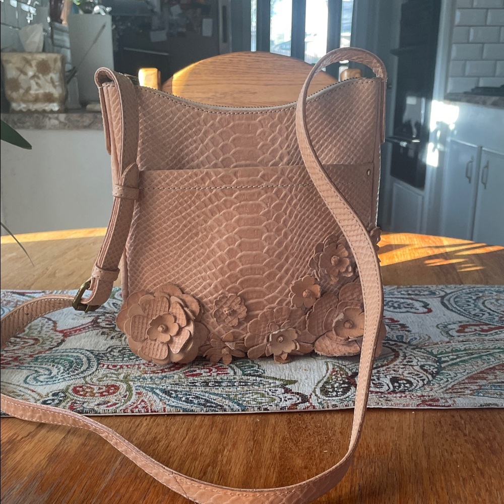 Frye Elegant Light Peach Leather Crossbody/Shoulder Bag